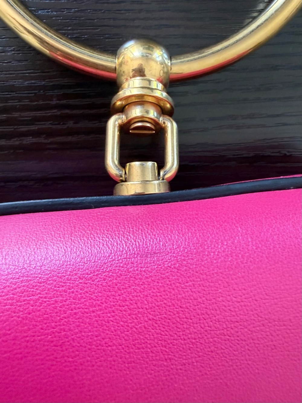 Chloé Nile Small Leather Bracelet Bag in Bright Pink with Gold Hardware - Picture 6 of 6